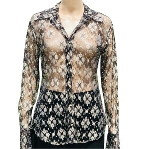 Bisou Bisou black and silver metallic lace blouse Sz s From work to playtime!